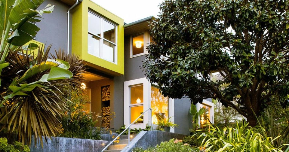 Key Factors to Consider When Choosing Exterior Paint Colors